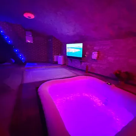 Le Bien-etre Du Ganelon 度假居 *